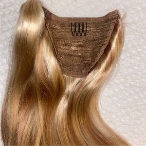 BRAND NEW Luxy Hair Ponytail Extension 16in Dirty Blonde